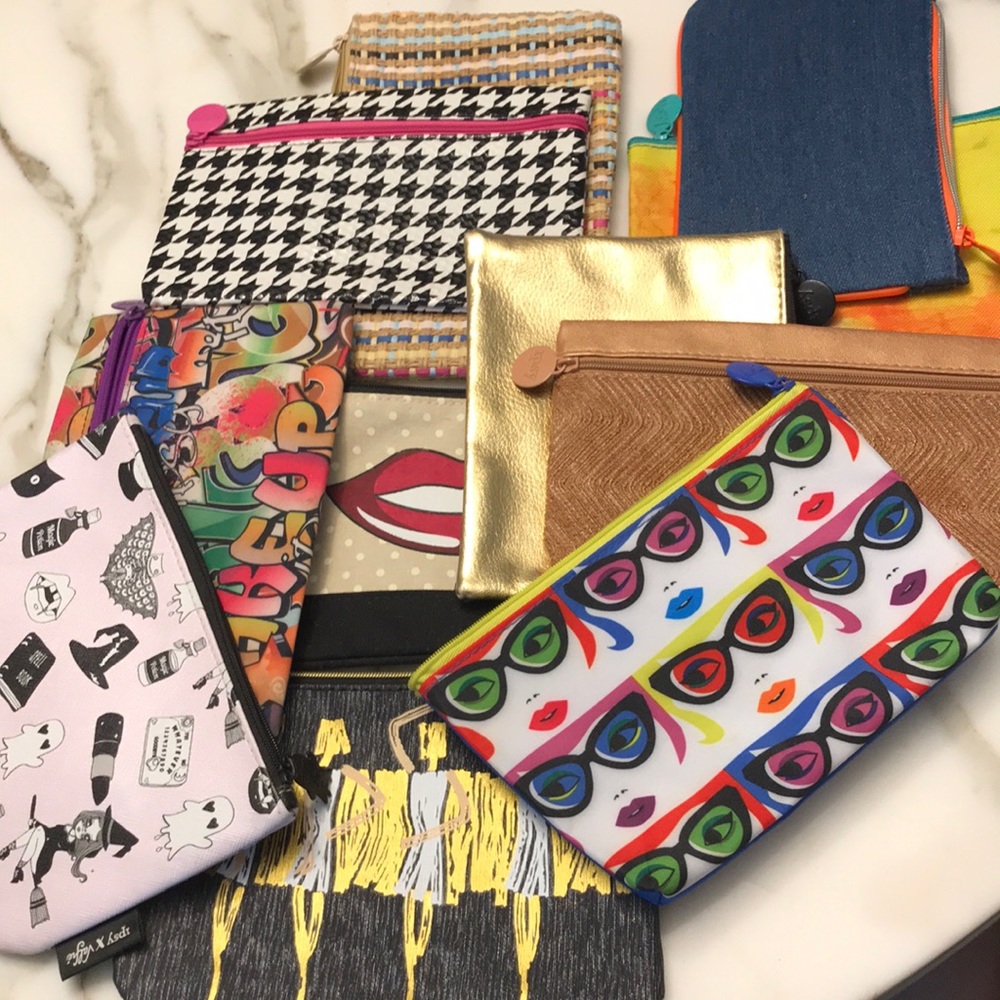 11 make up bags